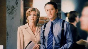 Ally McBeal 2. sezon 1. bölüm görseli