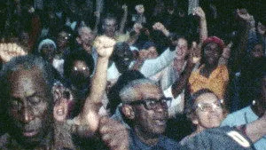 Cult Massacre: One Day in Jonestown 1. sezon 2. bölüm görseli