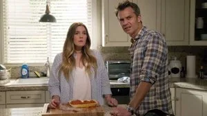 Santa Clarita Diet 1. sezon 1. bölüm görseli