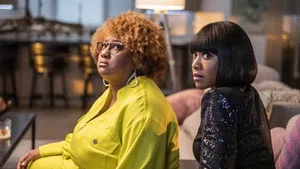 A Black Lady Sketch Show 1. sezon 1. bölüm görseli