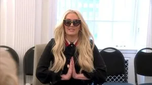 The Real Housewives of Beverly Hills 8. sezon 10. bölüm görseli