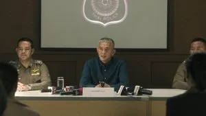Kuru Çiçeklerin de Kokusu Vardır