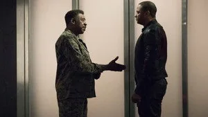 Arrow 7. sezon 19. bölüm görseli
