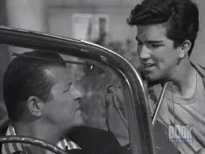 Alfred Hitchcock Sunar 7. sezon 35. bölüm görseli