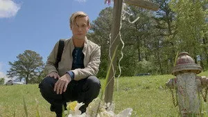 Life After Death with Tyler Henry 1. sezon 3. bölüm görseli