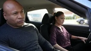 NCIS: Hawaiʻi 3. sezon 1. bölüm görseli