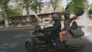 Celebrity Hunted : Chasse à l'homme 3. sezon 1. bölüm görseli