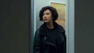 Yükleme 2. sezon 7. bölüm görseli
