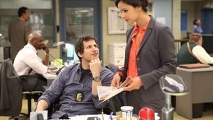 Brooklyn Nine-Nine 1. sezon 1. bölüm görseli