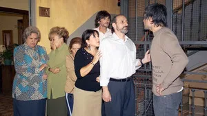 Aquí no hay quien viva 1. sezon 3. bölüm görseli
