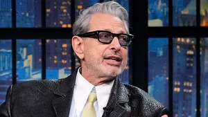 Late Night with Seth Meyers 12. sezon 102. bölüm görseli