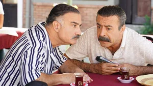 Gençliğim Eyvah 1. sezon 10. bölüm görseli