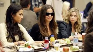 Pretty Little Liars 1. sezon 2. bölüm görseli