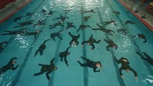 Boots 1. sezon 4. bölüm görseli