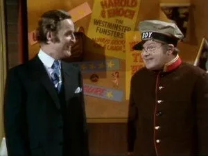 The Benny Hill Show 4. sezon 2. bölüm görseli