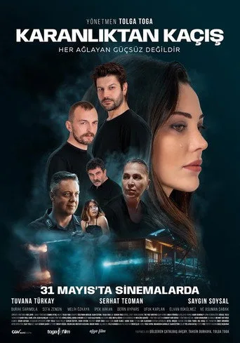 Karanlıktan Kaçış (2024) posteri