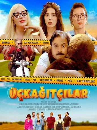 Üçkağıtçılar (2022) posteri
