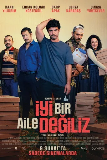 İyi Bir Aile Değiliz (2024) posteri