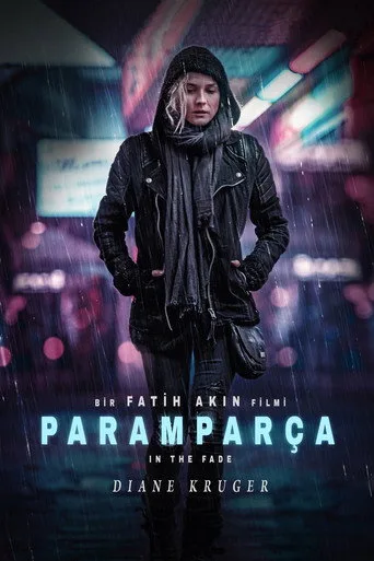 Paramparça (2017) posteri