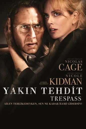 Yakın Tehdit (2011) posteri