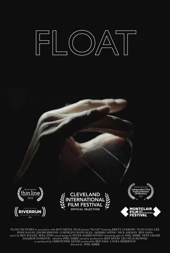 Float (2019) posteri