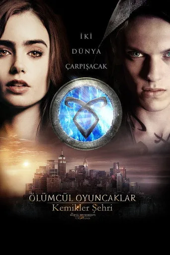 Ölümcül Oyuncaklar: Kemikler Şehri (2013) posteri