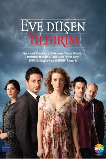 Eve Düşen Yıldırım (2012) posteri