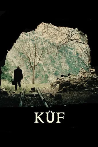 Küf (2013) posteri