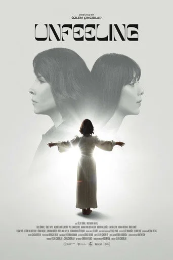 Kayıtsız (2024) posteri