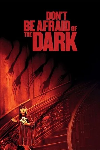 Karanlıktan Korkma (2010) posteri