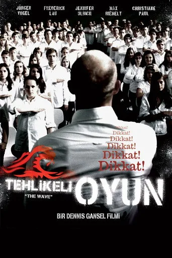 Tehlikeli Oyun (2008) posteri