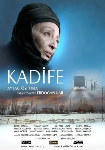Kadife (2012) posteri
