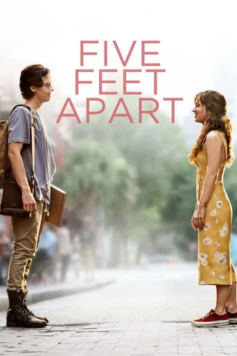 Beş Adım Uzakta (2019) posteri