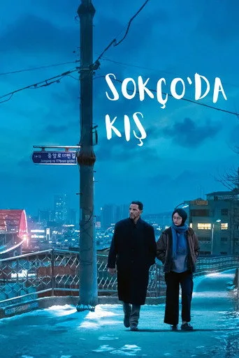 Sokço'da Kış (2025) posteri