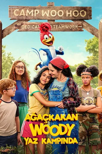 Ağaçkakan Woody Yaz Kampında (2024) posteri