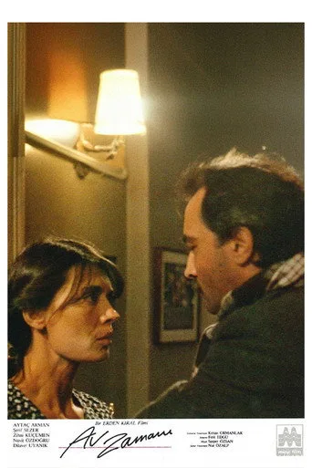 Av Zamanı (1988) posteri