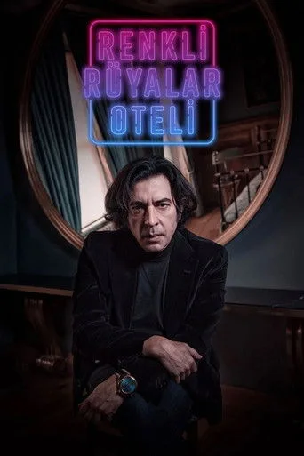 Renkli Rüyalar Oteli (2021) posteri