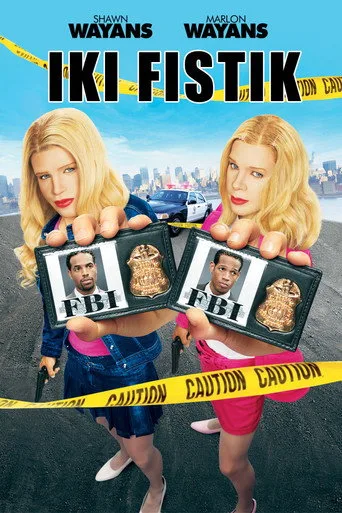 İki Fıstık (2004) posteri