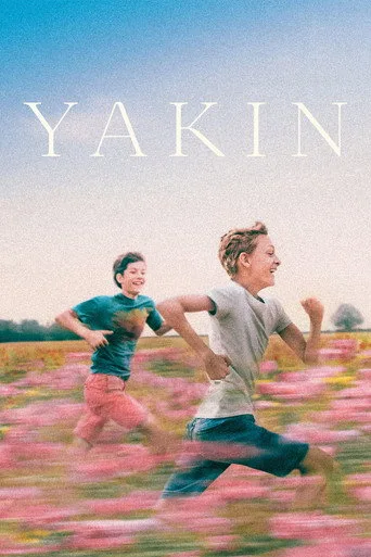 Yakın (2022) posteri