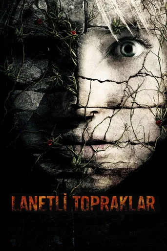Lanetli Topraklar (2008) posteri