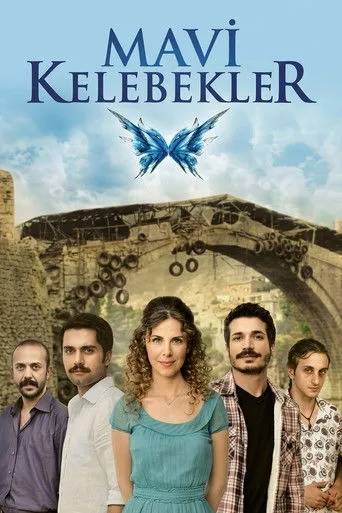 Mavi Kelebekler (2011) posteri