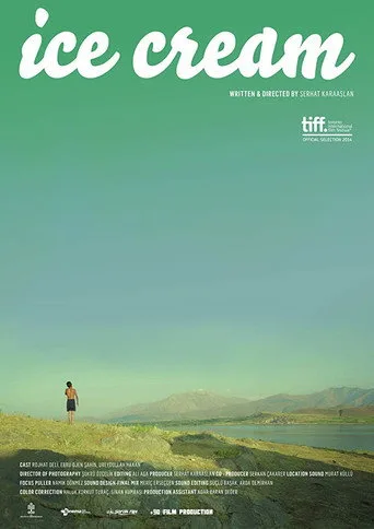 Dondurma (2014) posteri