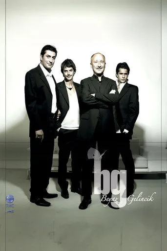 Beyaz Gelincik (2005) posteri