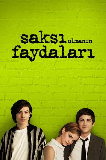 Saksı Olmanın Faydaları (2012) posteri