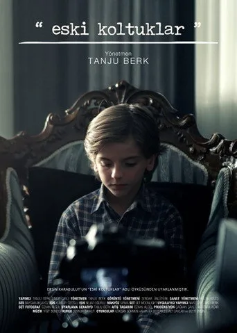 Eski Koltuklar (2011) posteri