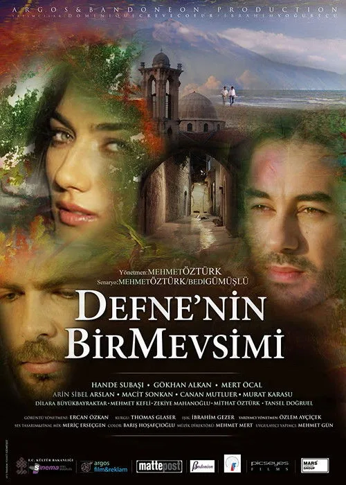 Defne'nin Bir Mevsimi film posteri
