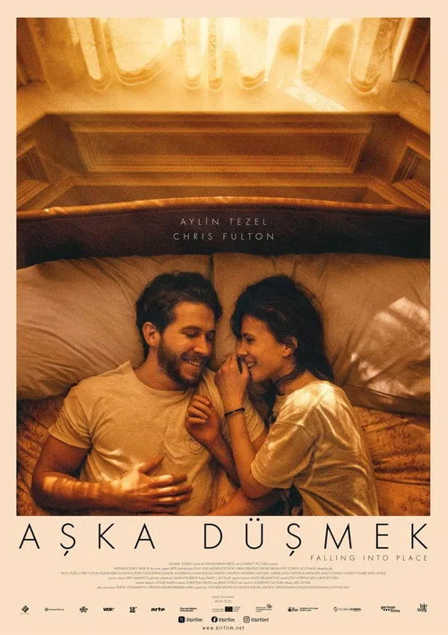 Aşka Düşmek film posteri