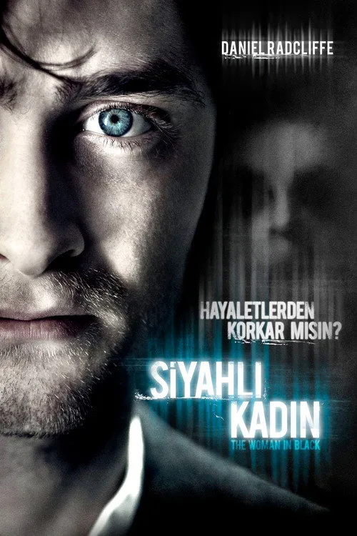 Siyahlı Kadın film posteri