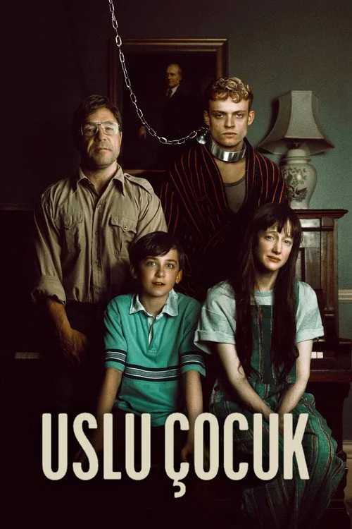 Uslu Çocuk film posteri