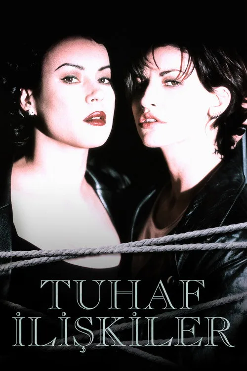 Tuhaf İlişkiler film posteri